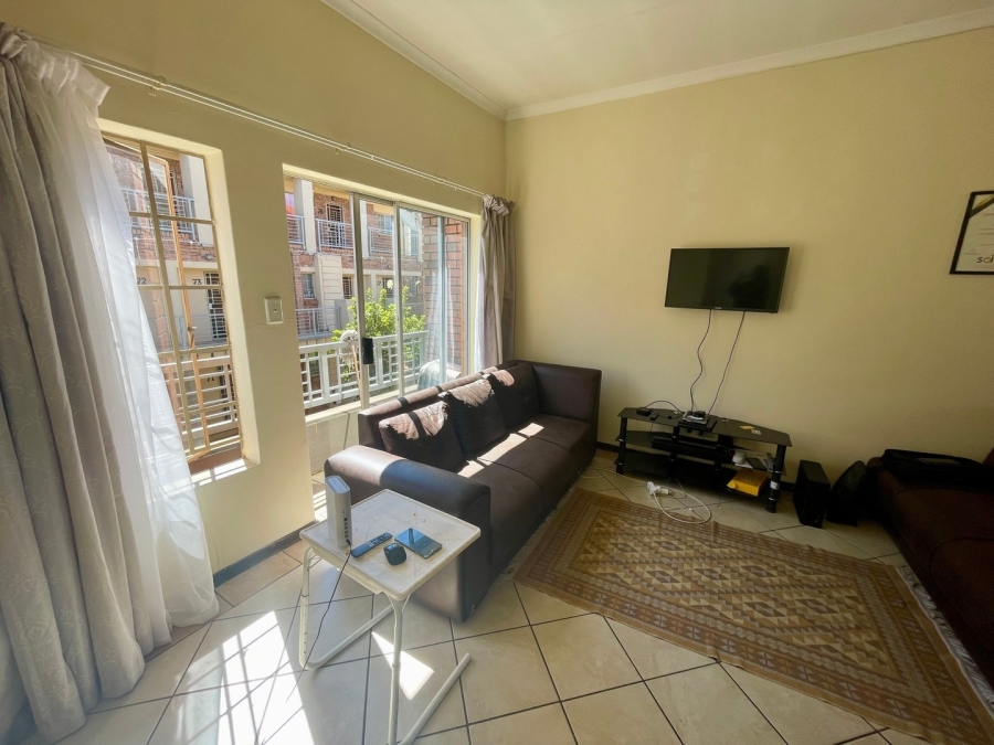2 Bedroom Property for Sale in The Orchards Gauteng