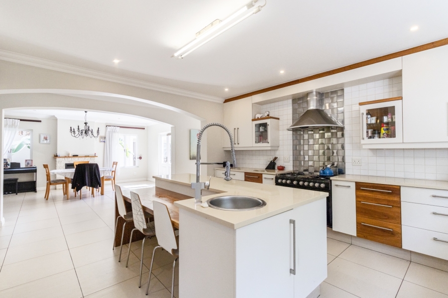 5 Bedroom Property for Sale in Dainfern Valley Gauteng