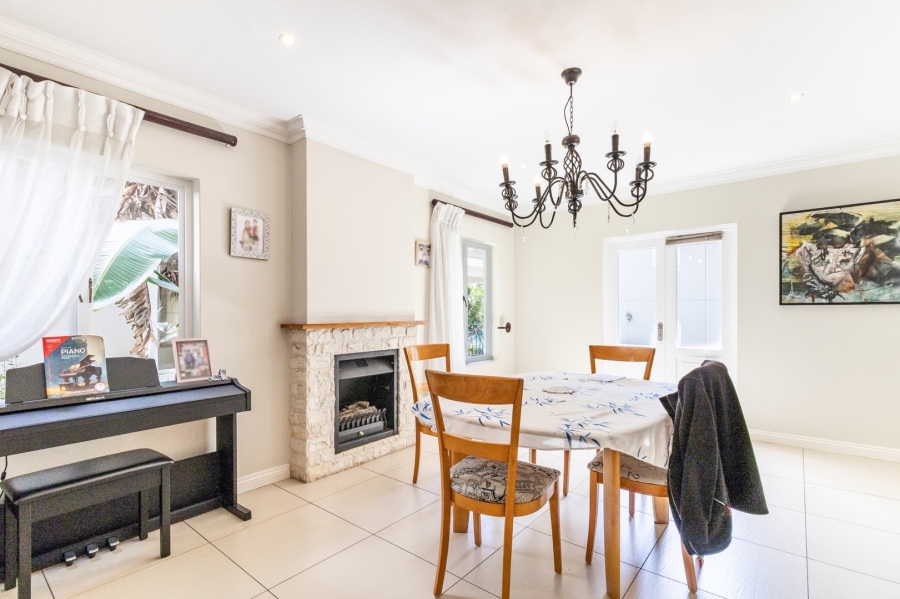 5 Bedroom Property for Sale in Dainfern Valley Gauteng