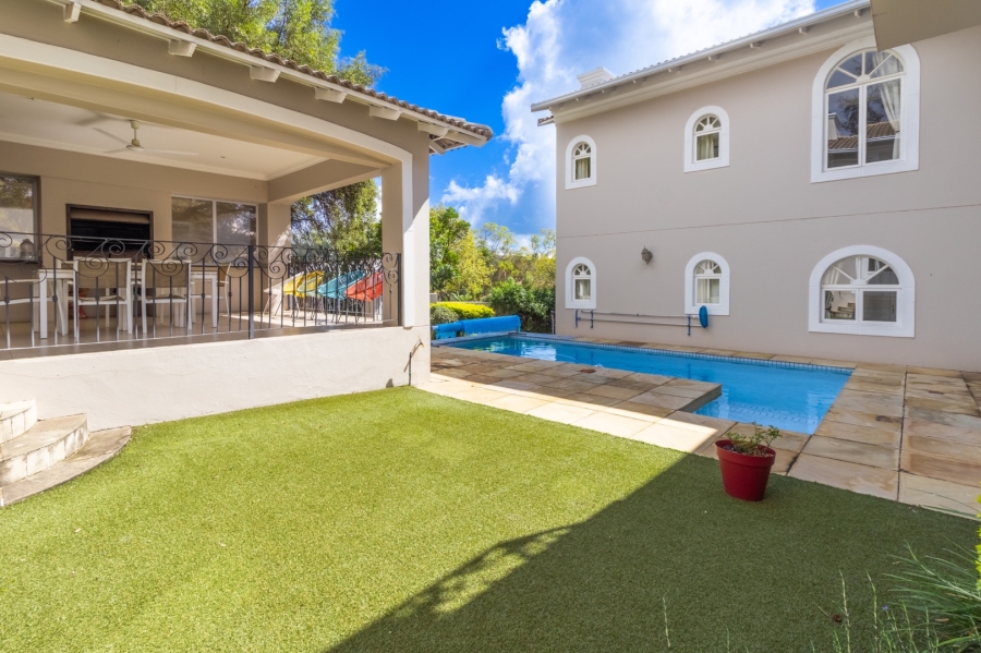 5 Bedroom Property for Sale in Dainfern Valley Gauteng