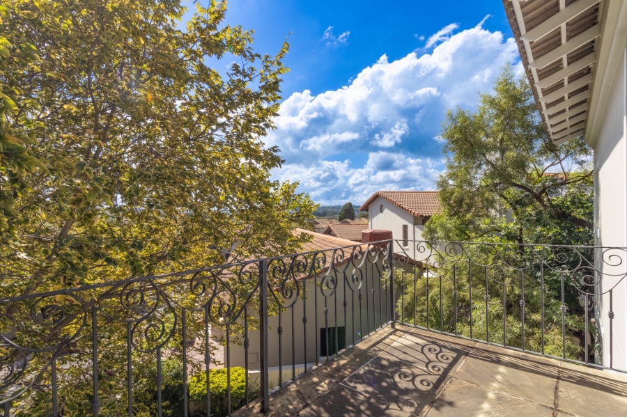5 Bedroom Property for Sale in Dainfern Valley Gauteng