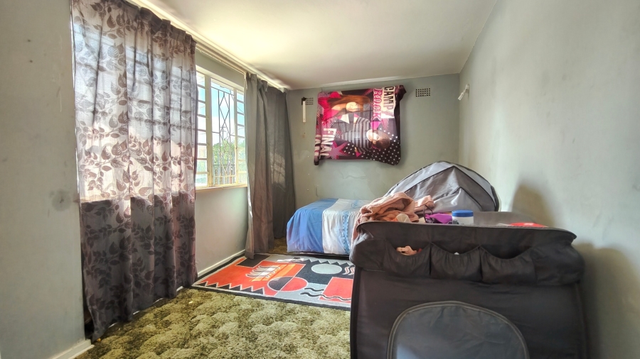 3 Bedroom Property for Sale in Linmeyer Gauteng