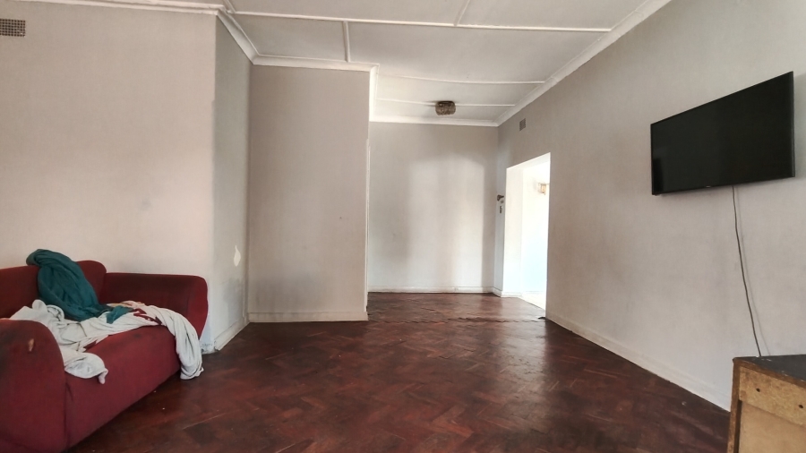 3 Bedroom Property for Sale in Linmeyer Gauteng
