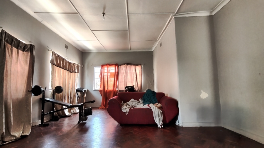 3 Bedroom Property for Sale in Linmeyer Gauteng