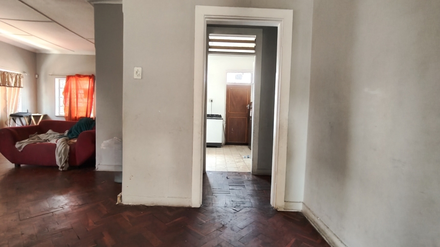 3 Bedroom Property for Sale in Linmeyer Gauteng