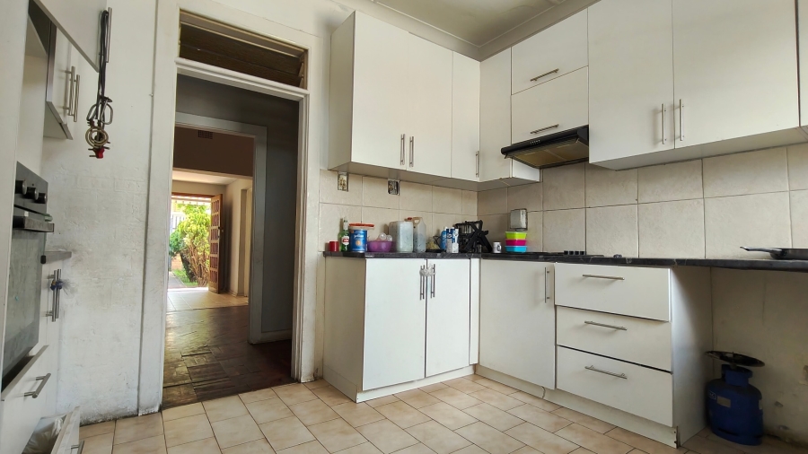 3 Bedroom Property for Sale in Linmeyer Gauteng