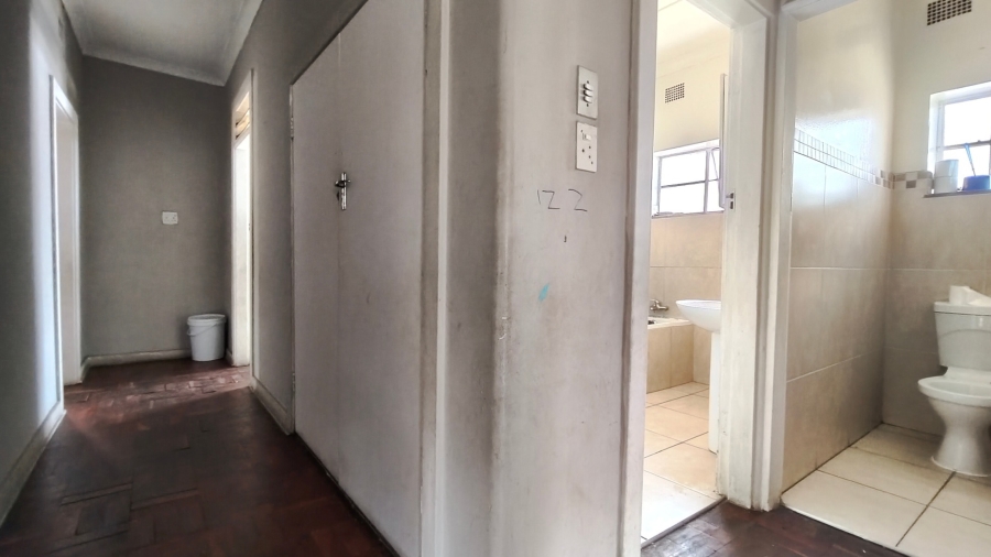 3 Bedroom Property for Sale in Linmeyer Gauteng