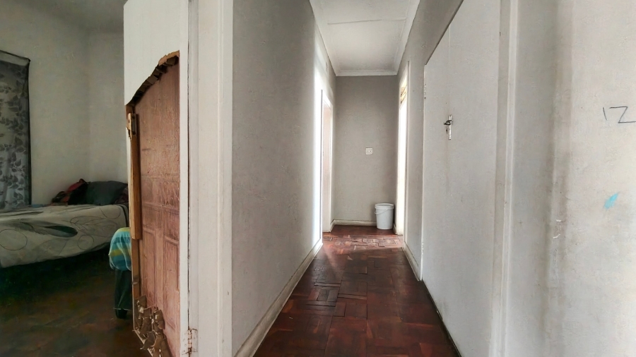 3 Bedroom Property for Sale in Linmeyer Gauteng