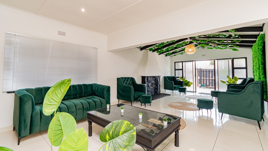 5 Bedroom Property for Sale in Randhart Gauteng