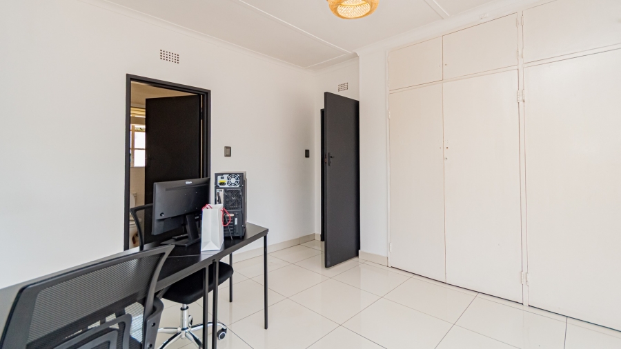 5 Bedroom Property for Sale in Randhart Gauteng