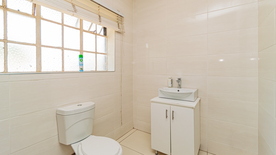 5 Bedroom Property for Sale in Randhart Gauteng