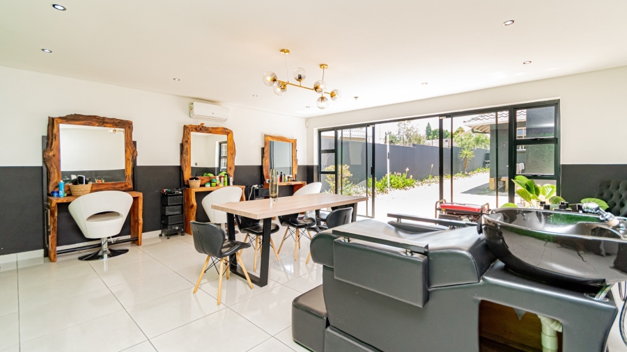 5 Bedroom Property for Sale in Randhart Gauteng