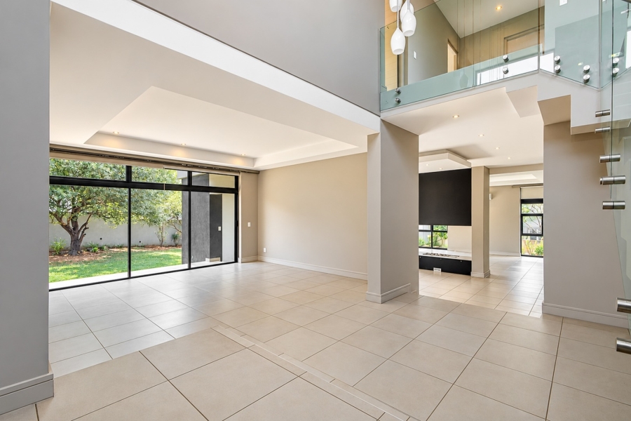 To Let 5 Bedroom Property for Rent in Helderfontein Estate Gauteng