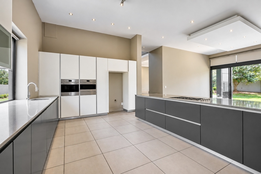 To Let 5 Bedroom Property for Rent in Helderfontein Estate Gauteng
