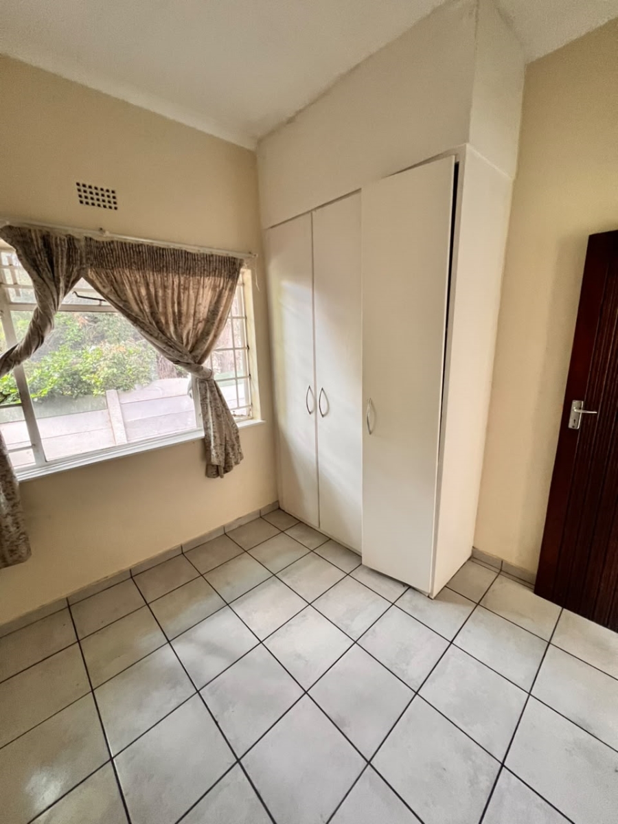To Let 4 Bedroom Property for Rent in Westdene Gauteng