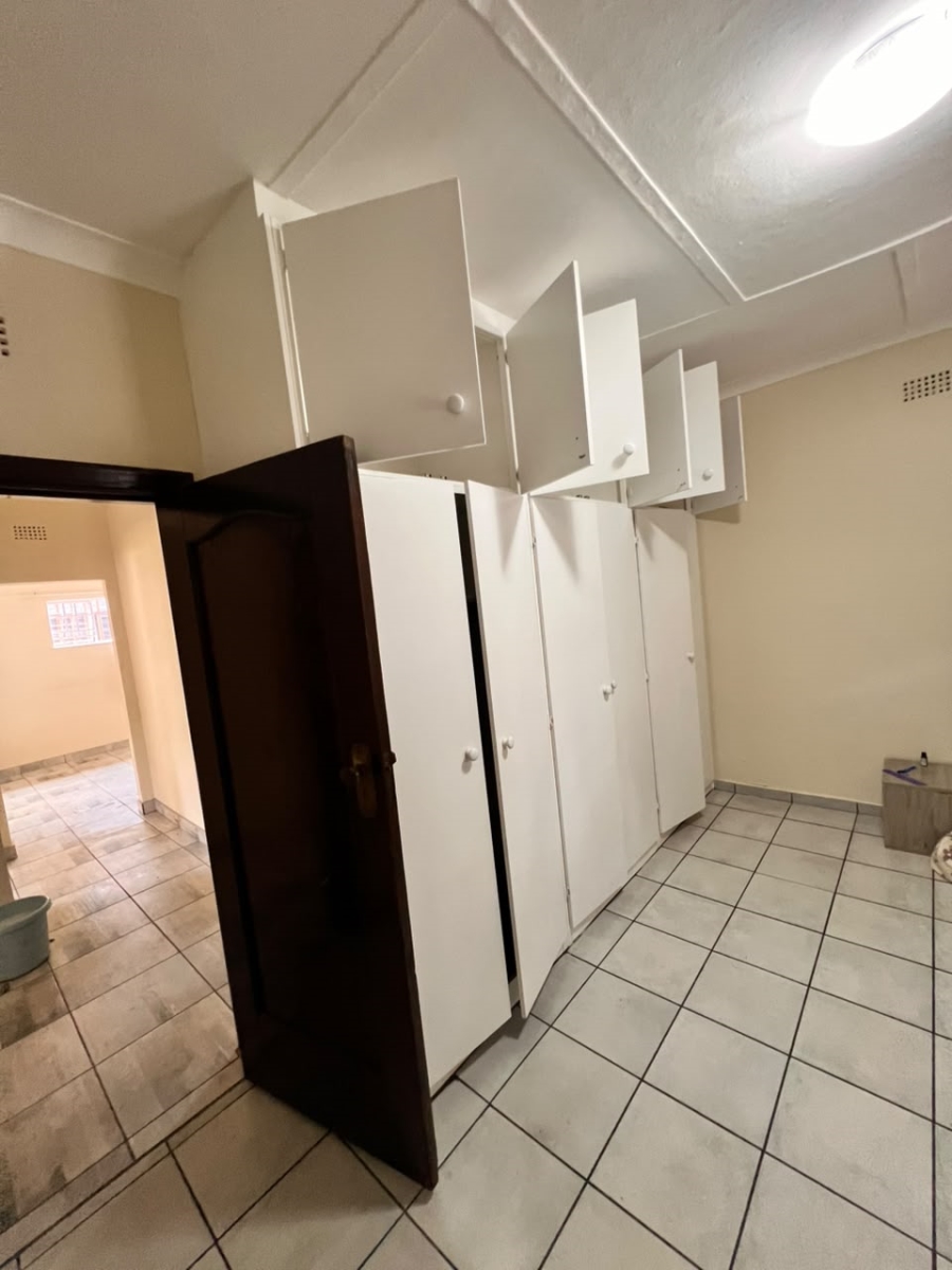 To Let 4 Bedroom Property for Rent in Westdene Gauteng