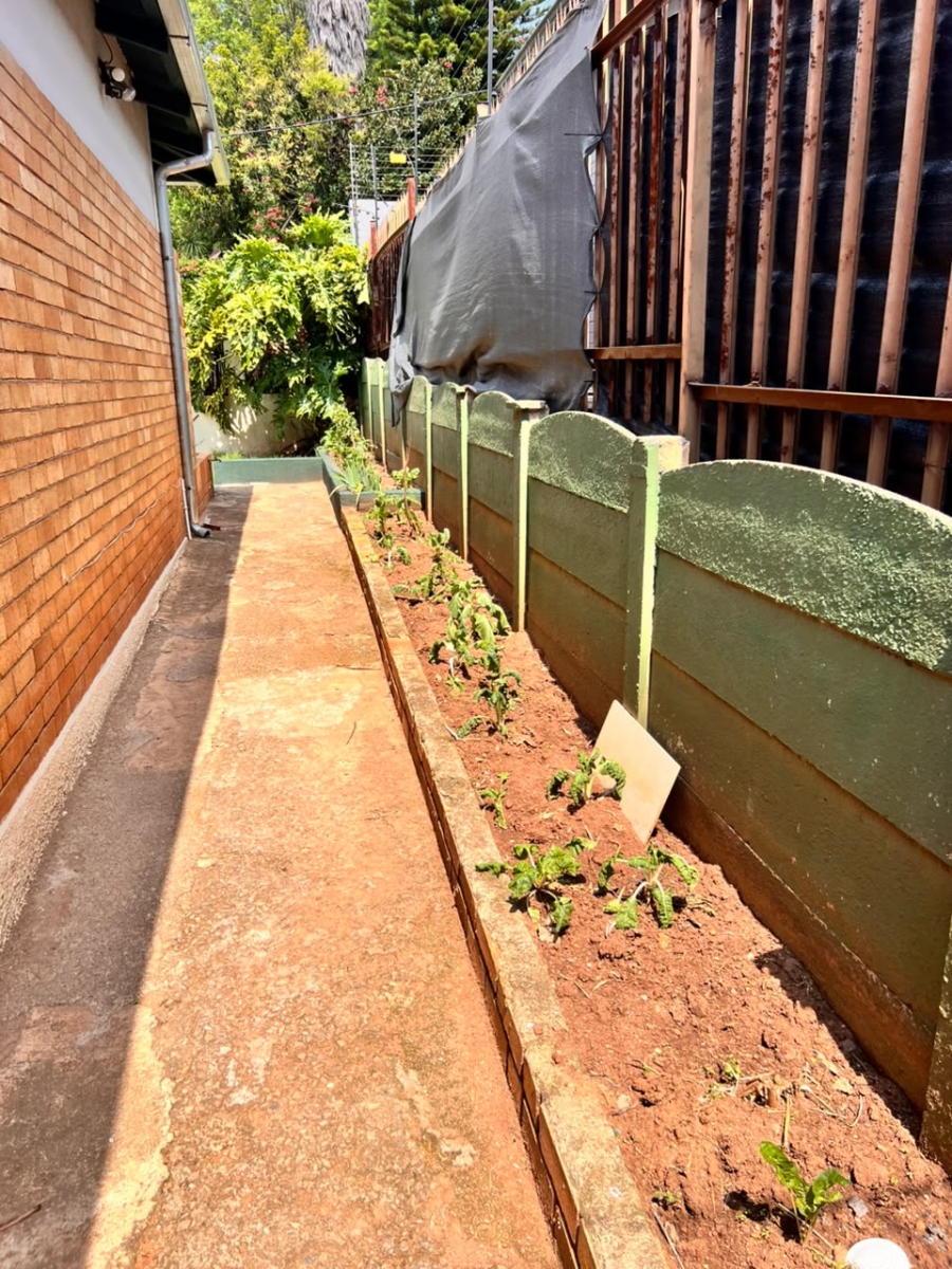 To Let 4 Bedroom Property for Rent in Westdene Gauteng