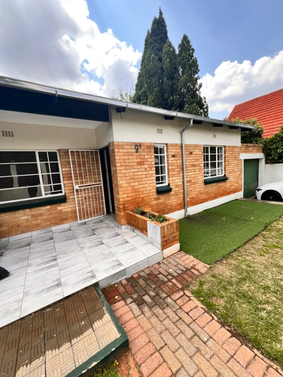 To Let 4 Bedroom Property for Rent in Westdene Gauteng