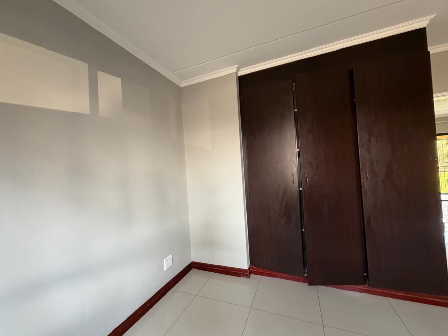 To Let 2 Bedroom Property for Rent in Halfway Gardens Gauteng