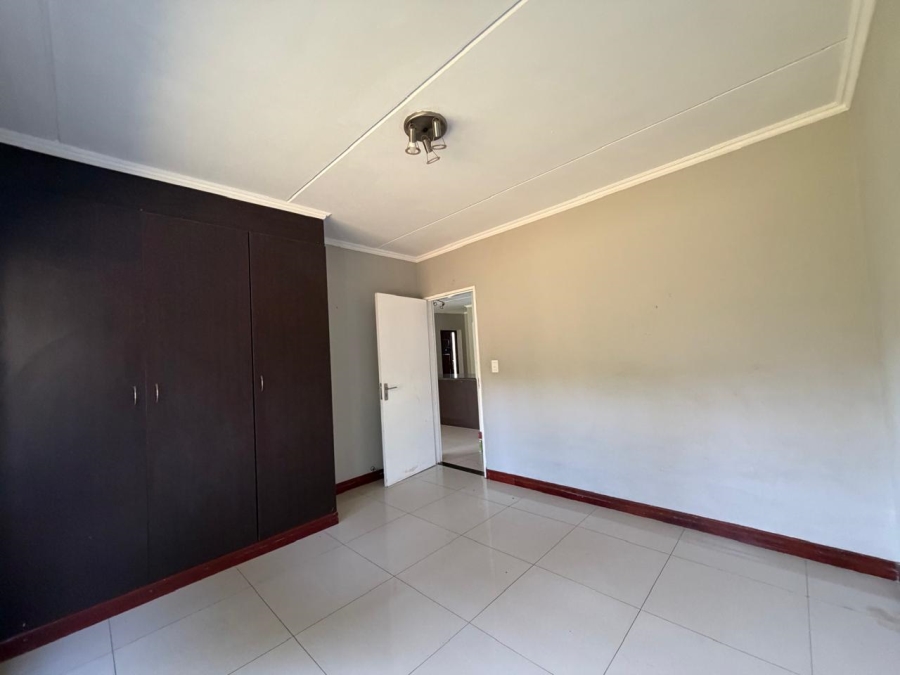 To Let 2 Bedroom Property for Rent in Halfway Gardens Gauteng