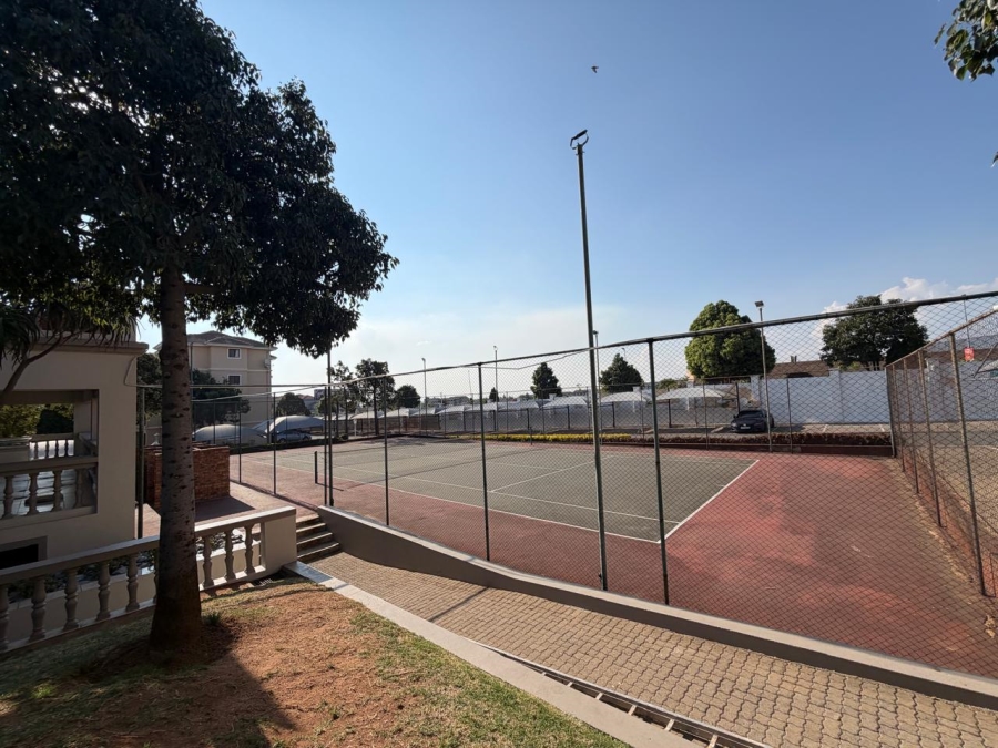 To Let 2 Bedroom Property for Rent in Halfway Gardens Gauteng