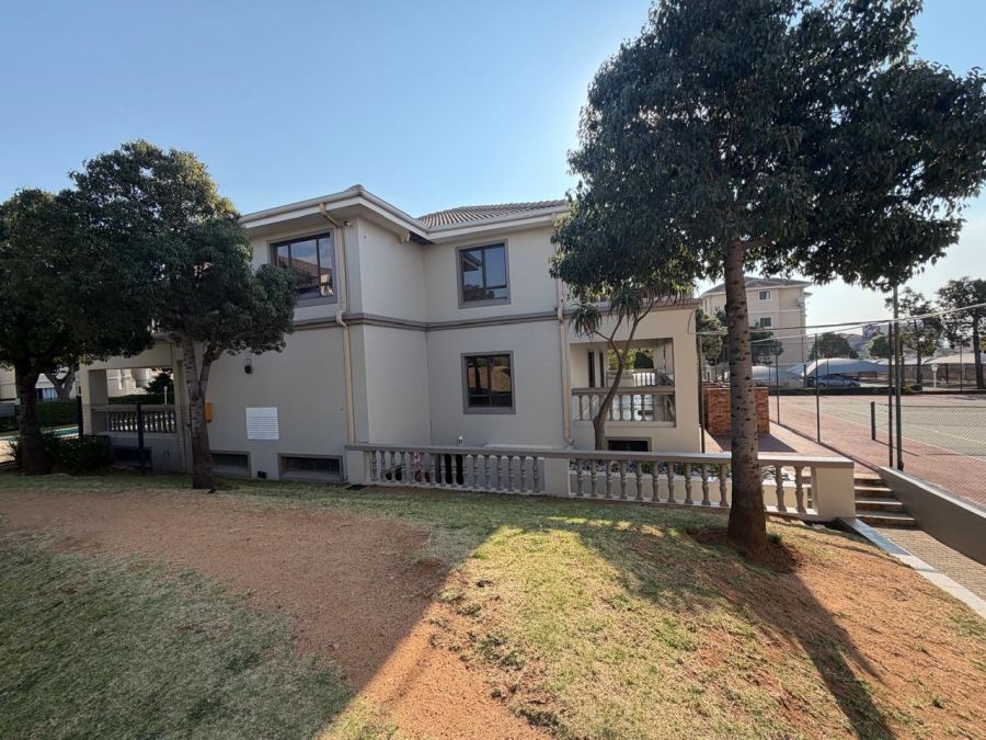 To Let 2 Bedroom Property for Rent in Halfway Gardens Gauteng