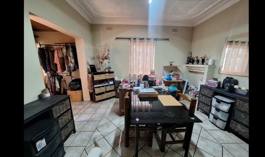 5 Bedroom Property for Sale in Pretoria Gardens Gauteng