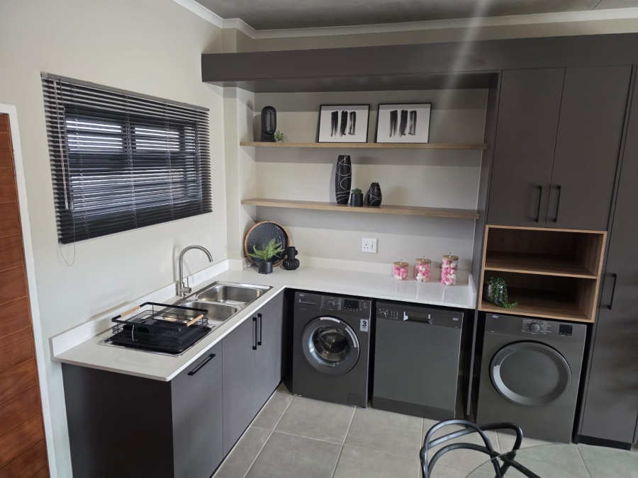 To Let 2 Bedroom Property for Rent in Rietvalleirand Gauteng