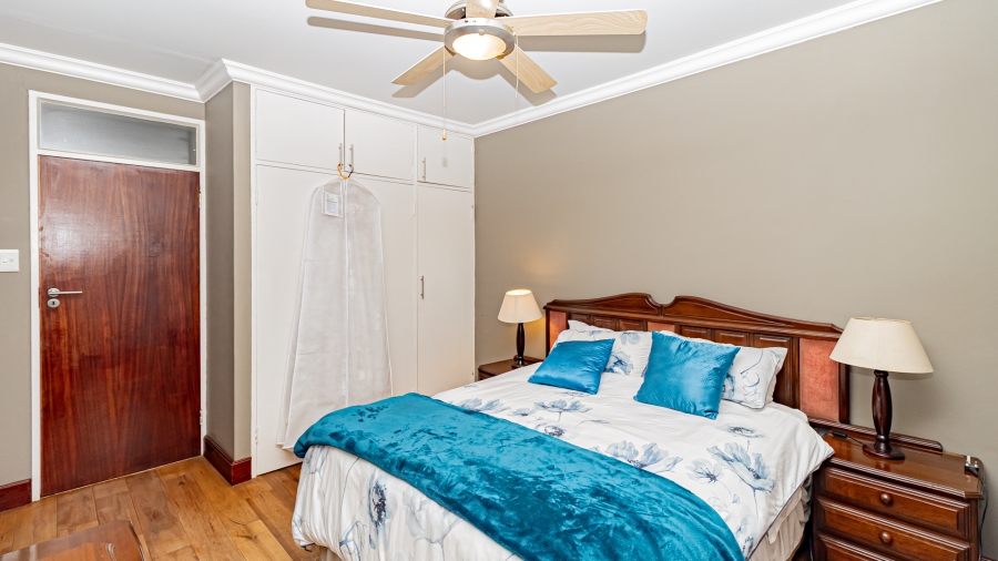 5 Bedroom Property for Sale in Garsfontein Gauteng