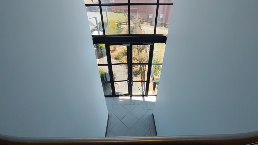 To Let Commercial Property for Rent in Laser Park Gauteng