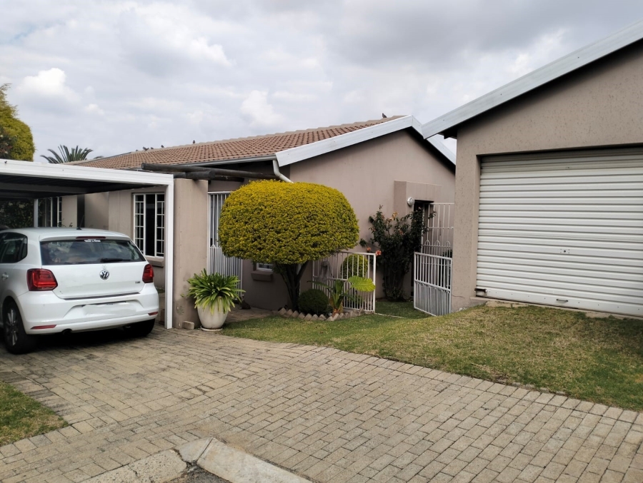 3 Bedroom Property for Sale in Eden Glen Gauteng
