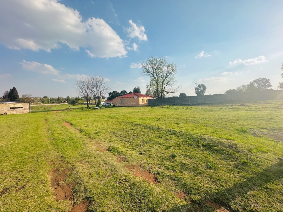 6 Bedroom Property for Sale in Twala Gauteng