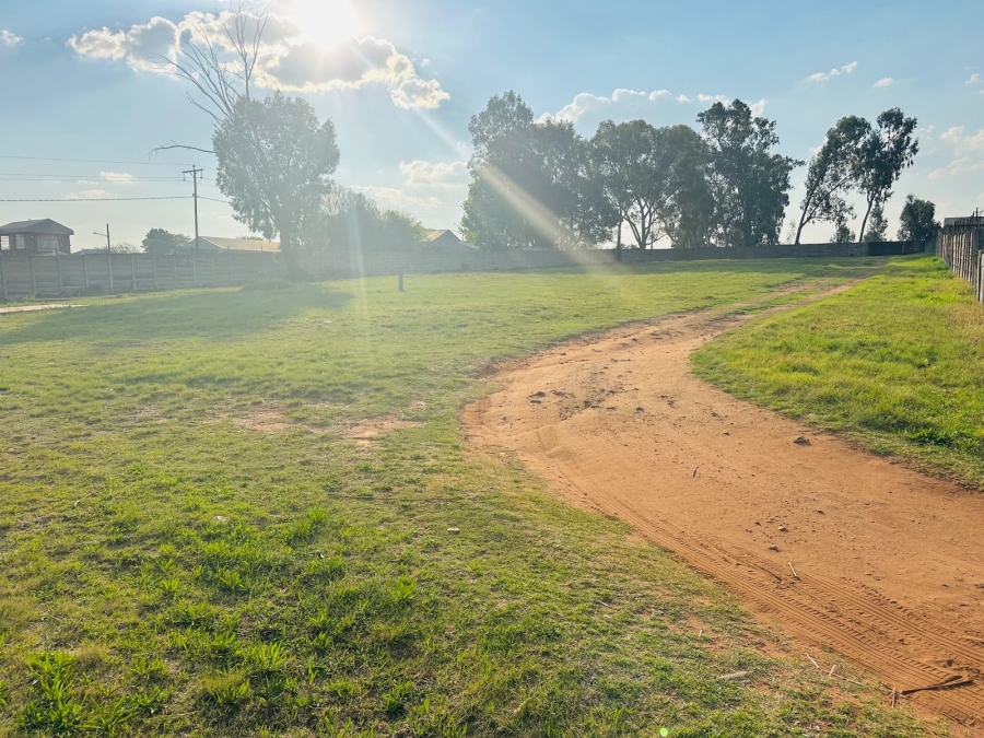 6 Bedroom Property for Sale in Twala Gauteng