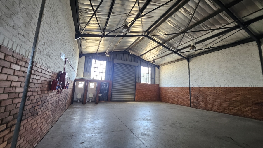 To Let Commercial Property for Rent in Rosslyn Gauteng