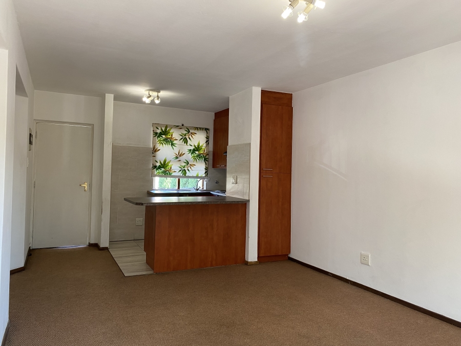To Let 1 Bedroom Property for Rent in Bryanston Gauteng