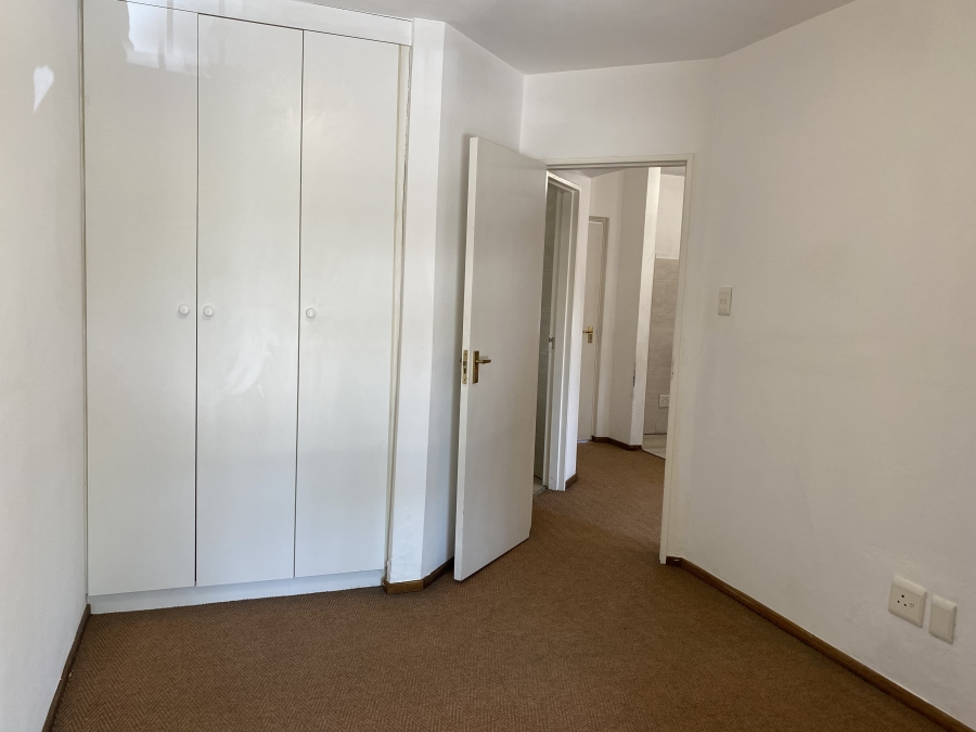 To Let 1 Bedroom Property for Rent in Bryanston Gauteng