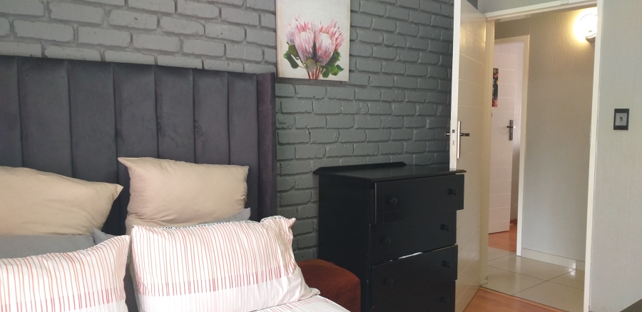 3 Bedroom Property for Sale in Crystal Park Gauteng