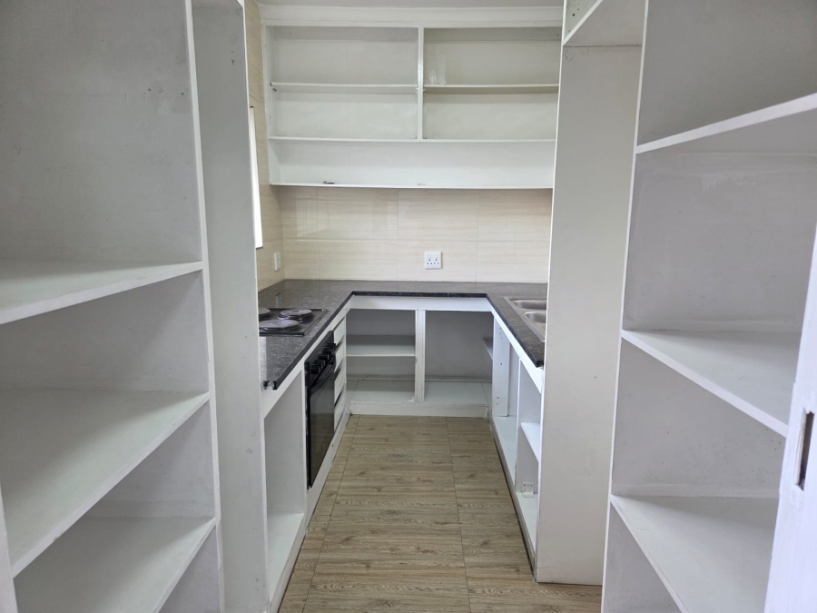 To Let 2 Bedroom Property for Rent in Orchards Gauteng