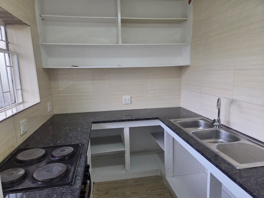 To Let 2 Bedroom Property for Rent in Orchards Gauteng