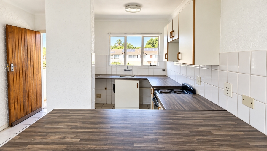 2 Bedroom Property for Sale in Glen Marais Gauteng