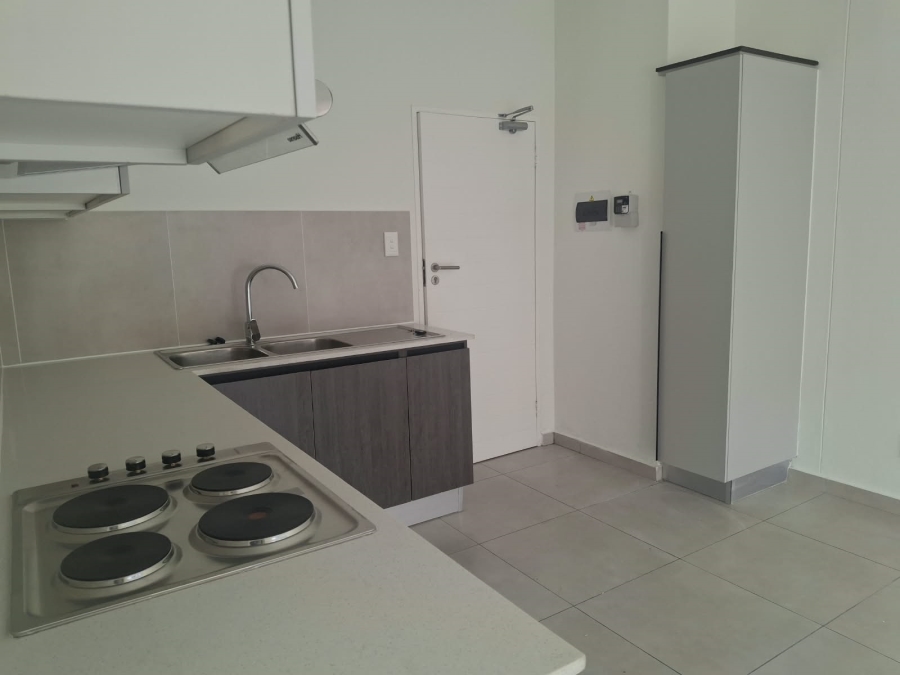 To Let 1 Bedroom Property for Rent in Greenstone Hill Gauteng