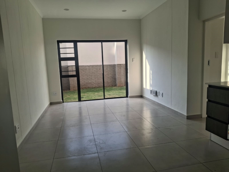 To Let 1 Bedroom Property for Rent in Greenstone Hill Gauteng