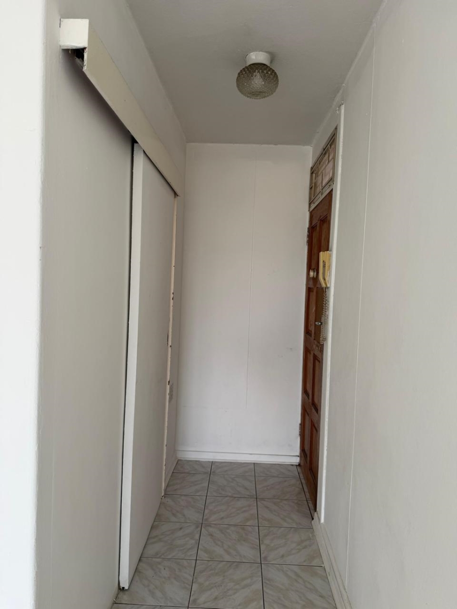 2 Bedroom Property for Sale in Sunnyside Gauteng