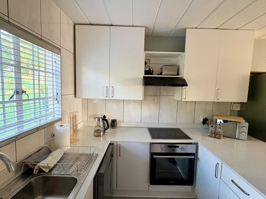 To Let 2 Bedroom Property for Rent in Sterrewag Gauteng