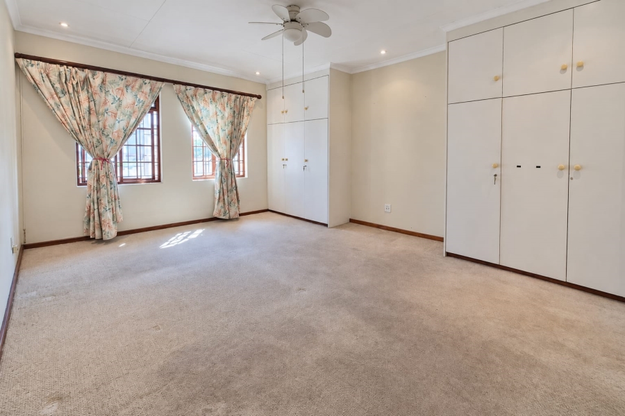 2 Bedroom Property for Sale in Bromhof Gauteng