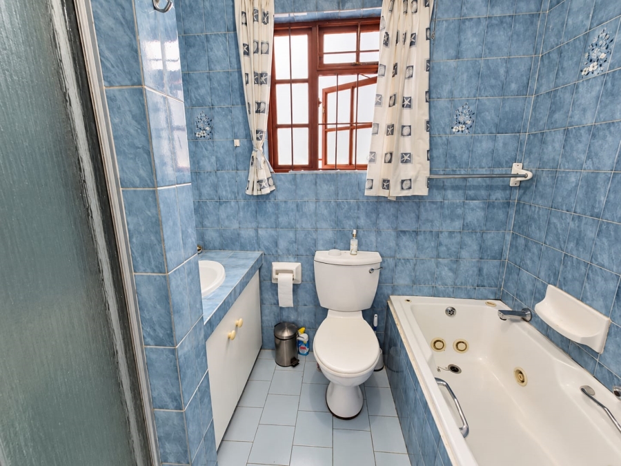 2 Bedroom Property for Sale in Bromhof Gauteng