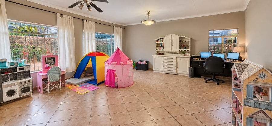 3 Bedroom Property for Sale in Magalieskruin Gauteng