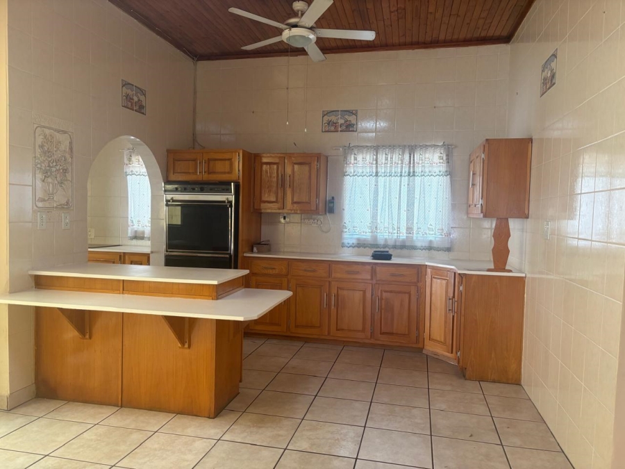 To Let 4 Bedroom Property for Rent in Capital Park Gauteng
