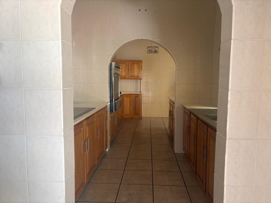 To Let 4 Bedroom Property for Rent in Capital Park Gauteng