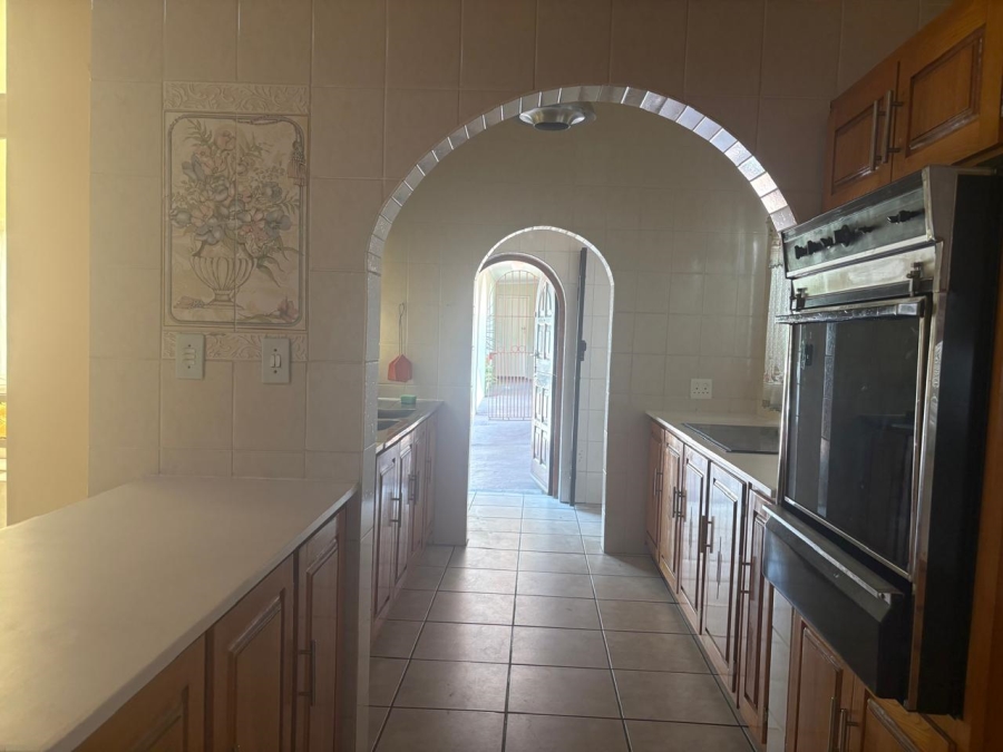 To Let 4 Bedroom Property for Rent in Capital Park Gauteng